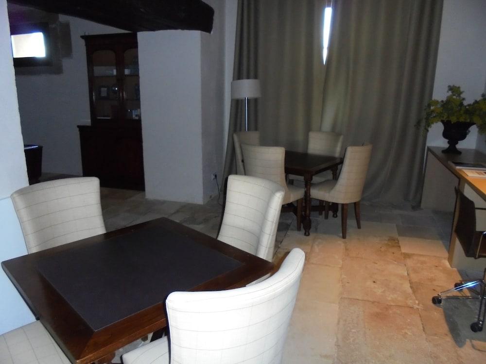 Parador De Argómaniz מראה חיצוני תמונה